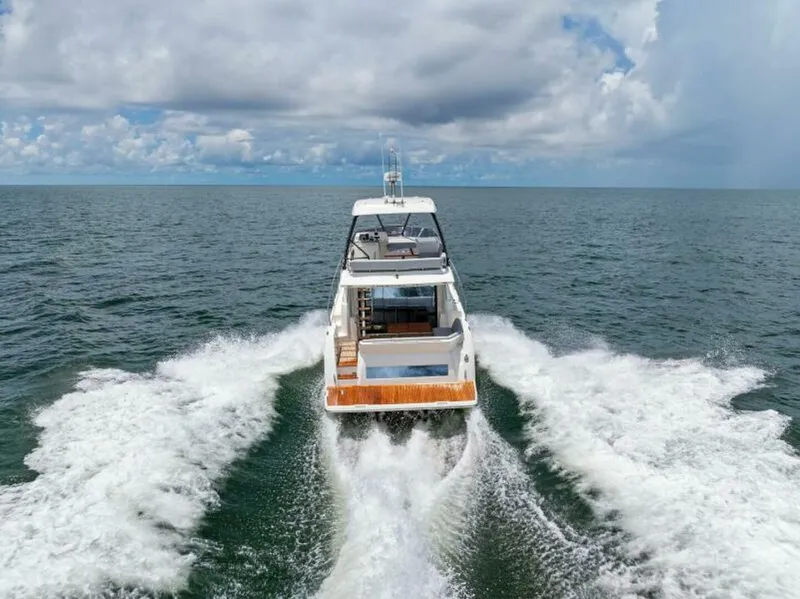 Slide: The Image of 2025 Prestige 460 Flybridge - Sistership - 5802349