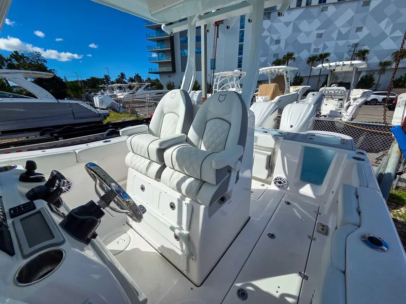 Slide: The Image of Sea Fox 288 Commander 2026 - 5878408