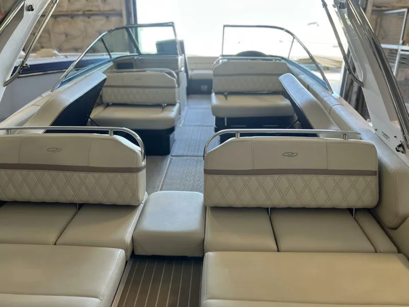 Slide: The Image of Regal 28 2019 - 5803382