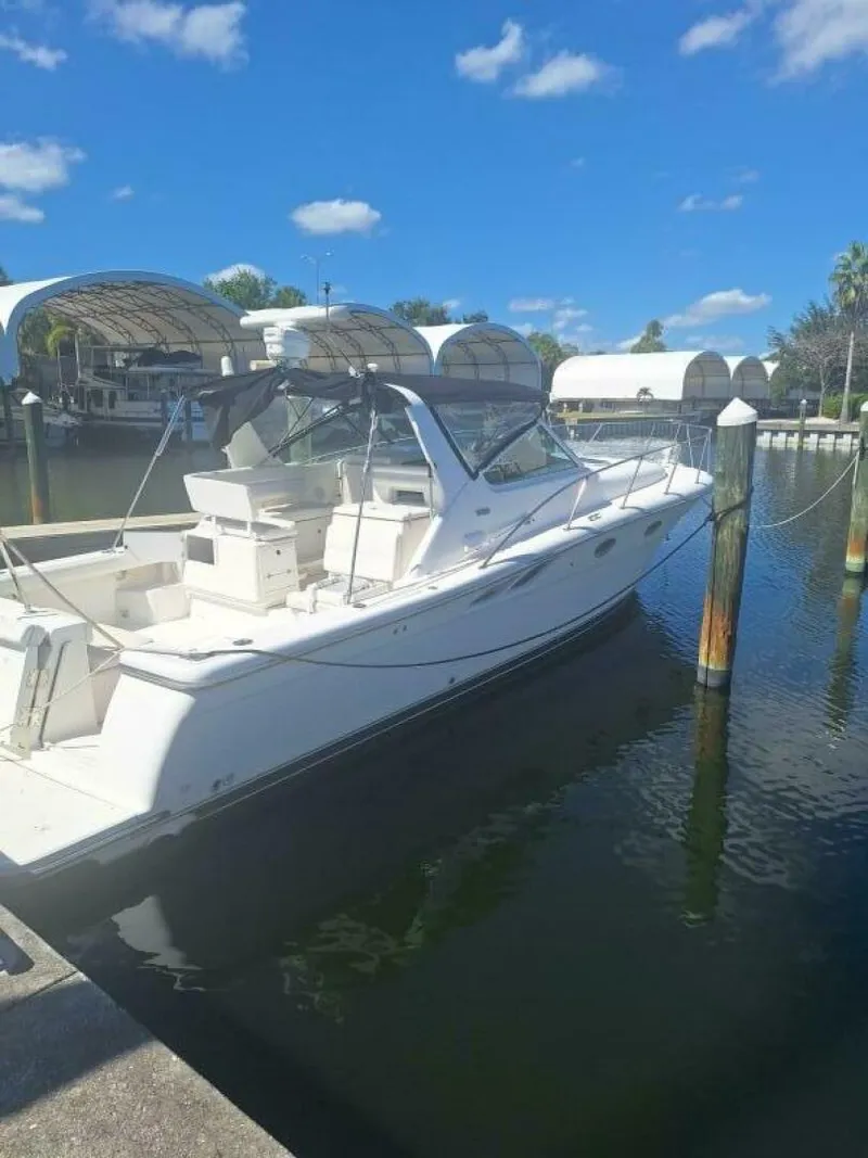 Slide: The Image of Tiara 3500 Open 2002 - 5803286