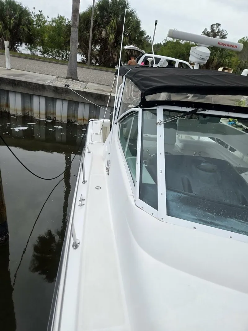 Slide: The Image of Tiara 3500 Open 2002 - 5994325