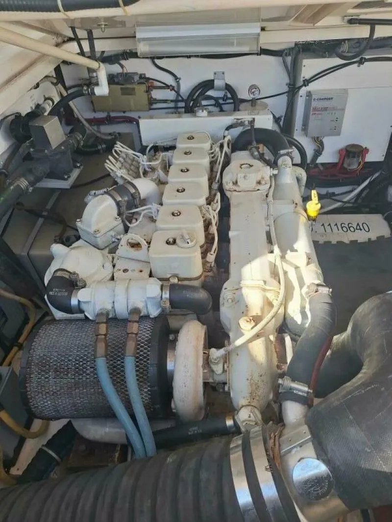 Slide: The Image of Tiara 3500 Open 2002 - 5994344