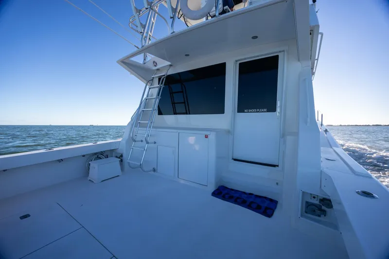 Slide: The Image of 1998 Viking 50 Convertible - 5803537