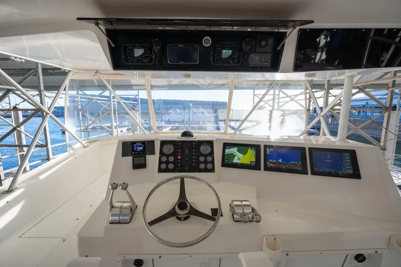 Slide: The Image of 1998 Viking 50 Convertible - 5803559