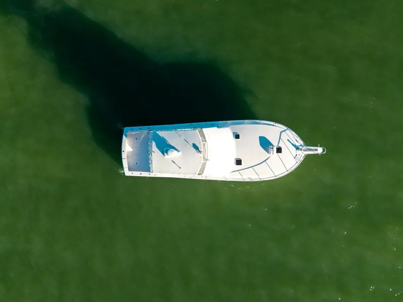 Slide: The Image of 1998 Viking 50 Convertible - 5803597