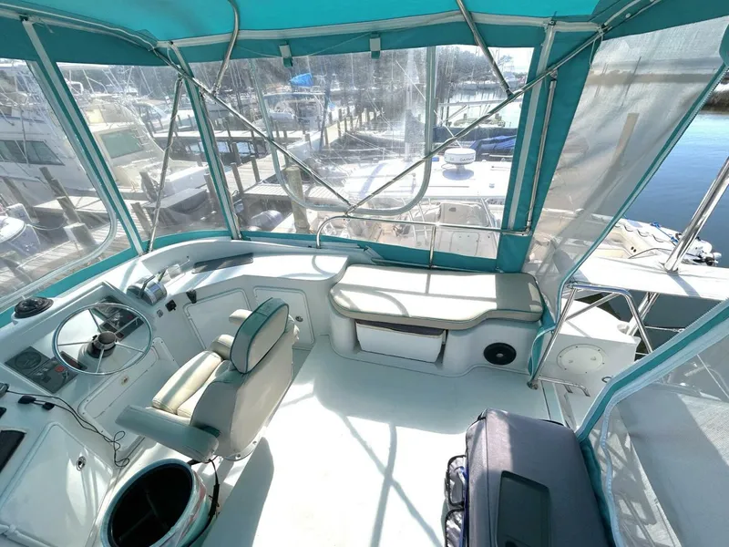 Slide: The Image of PDQ 34 Power Catamaran 2004 - 5803440