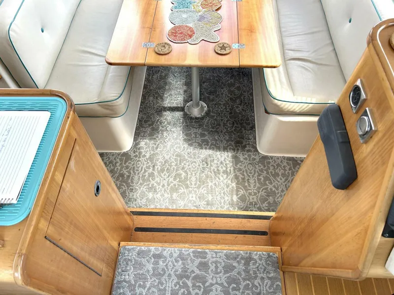 Slide: The Image of PDQ 34 Power Catamaran 2004 - 5803452