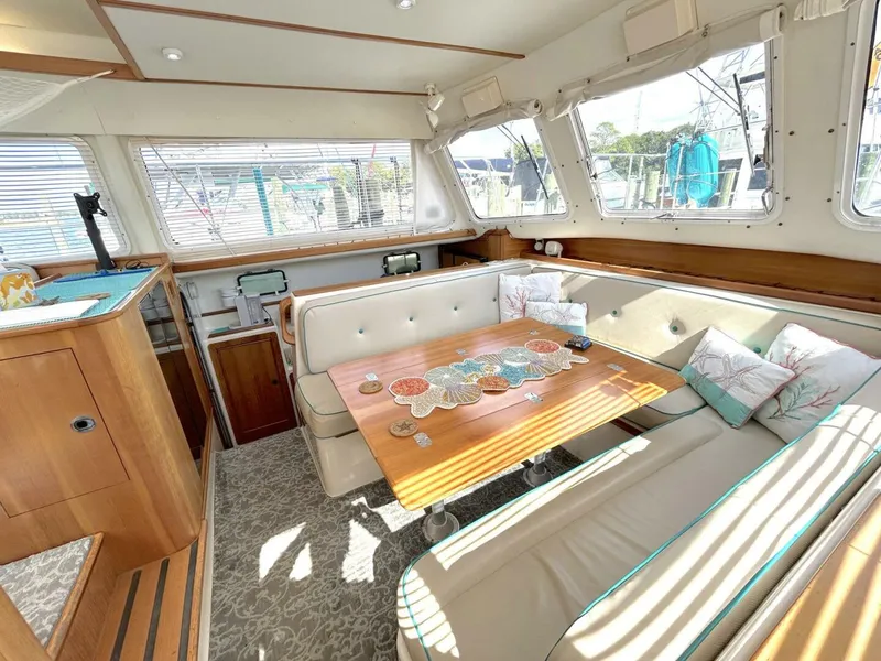 Slide: The Image of PDQ 34 Power Catamaran 2004 - 5803459