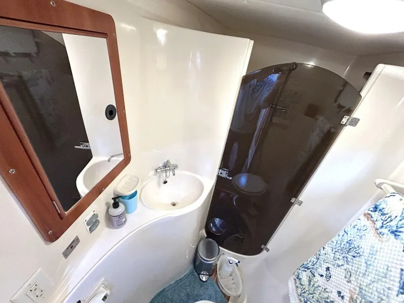 Slide: The Image of PDQ 34 Power Catamaran 2004 - 5803476