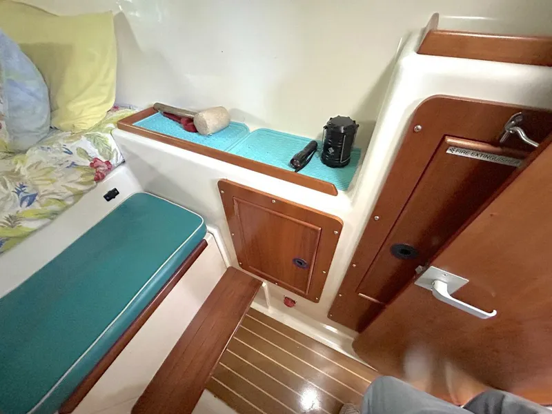 Slide: The Image of PDQ 34 Power Catamaran 2004 - 5803506