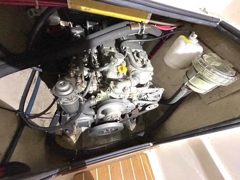 Slide: The Image of PDQ 34 Power Catamaran 2004 - 5803516