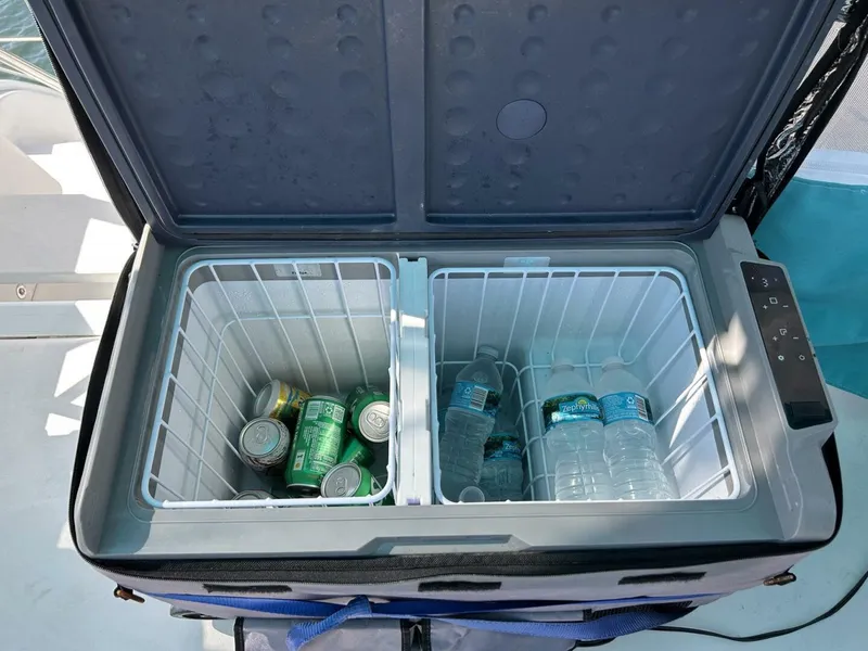 Slide: The Image of PDQ 34 Power Catamaran 2004 - 5803518