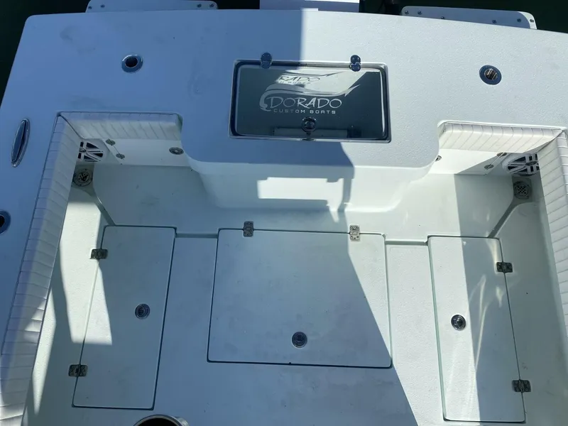 Slide: The Image of 2023 Dorado 25 SE - Cockpit - 5835735