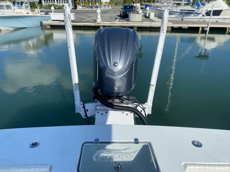 Slide: The Image of 2023 Dorado 25 SE - Engine - 5835725