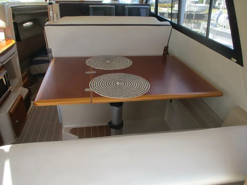 Slide: The Image of Cutwater 30 2015 - 5803790