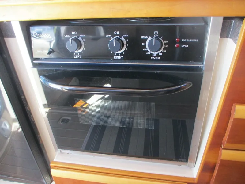 Slide: The Image of Cutwater 30 2015 - 5803799