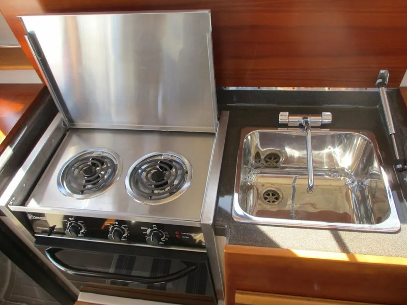 Slide: The Image of Cutwater 30 2015 - 5803800