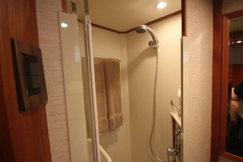 Slide: The Image of Grand Banks 49 Eastbay SX 2007 - 5803739