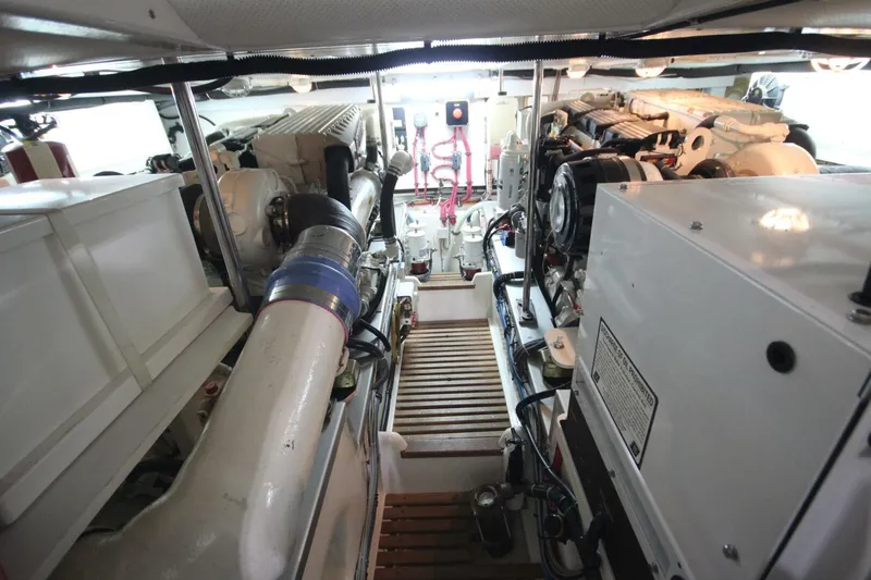 Slide: The Image of Grand Banks 49 Eastbay SX 2007 - 5803744