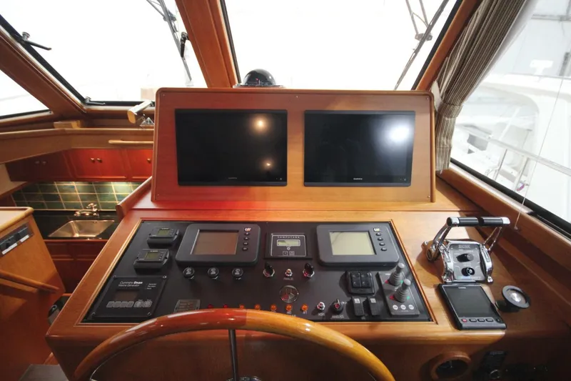 Slide: The Image of Grand Banks 49 Eastbay SX 2007 - 5803763