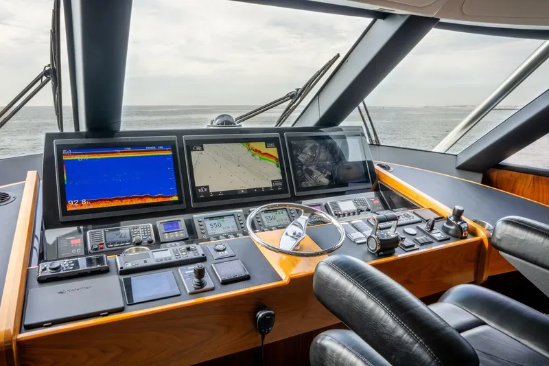 Slide: The Image of 2018 Viking 80 Enclosed Bridge - SILVERTIME - 5808739