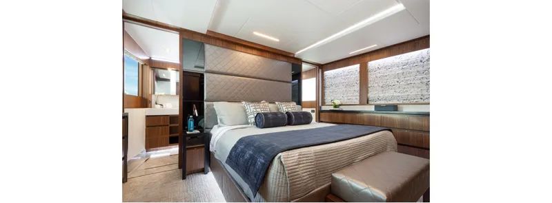 Slide: The Image of Hargrave Raised Pilothouse 2024 - 1