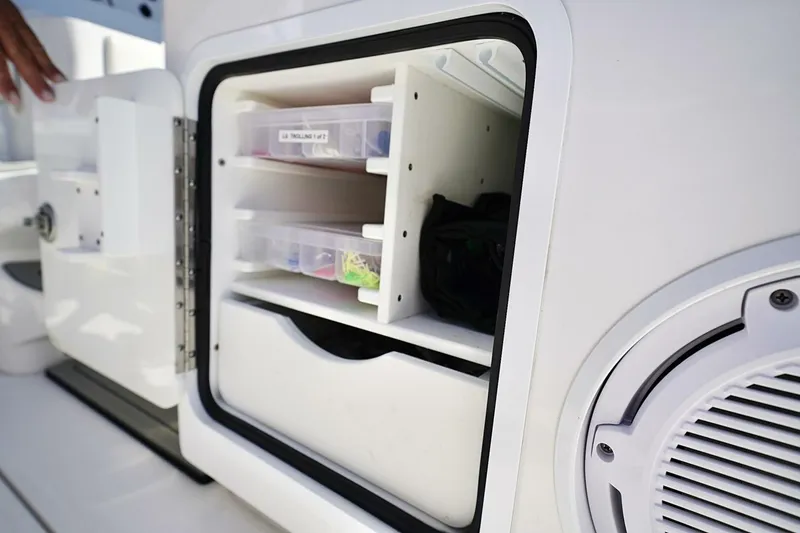 Slide: The Image of Invincible Catamaran 2024 - 5817815