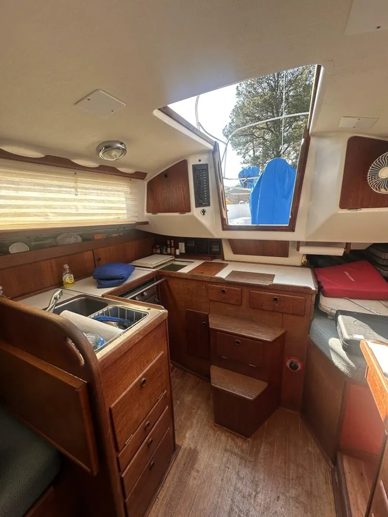 Slide: The Image of Sabre 34 1984 - 5960521