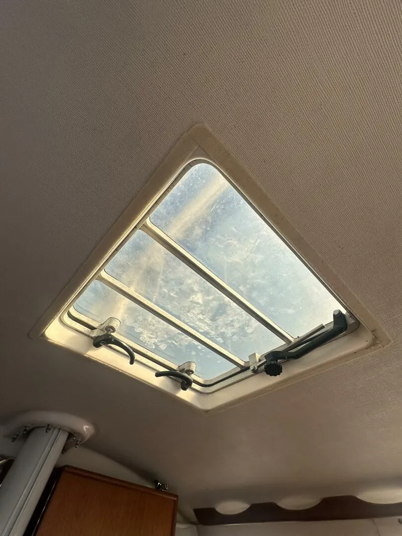 Slide: The Image of Sabre 34 1984 - 5960522