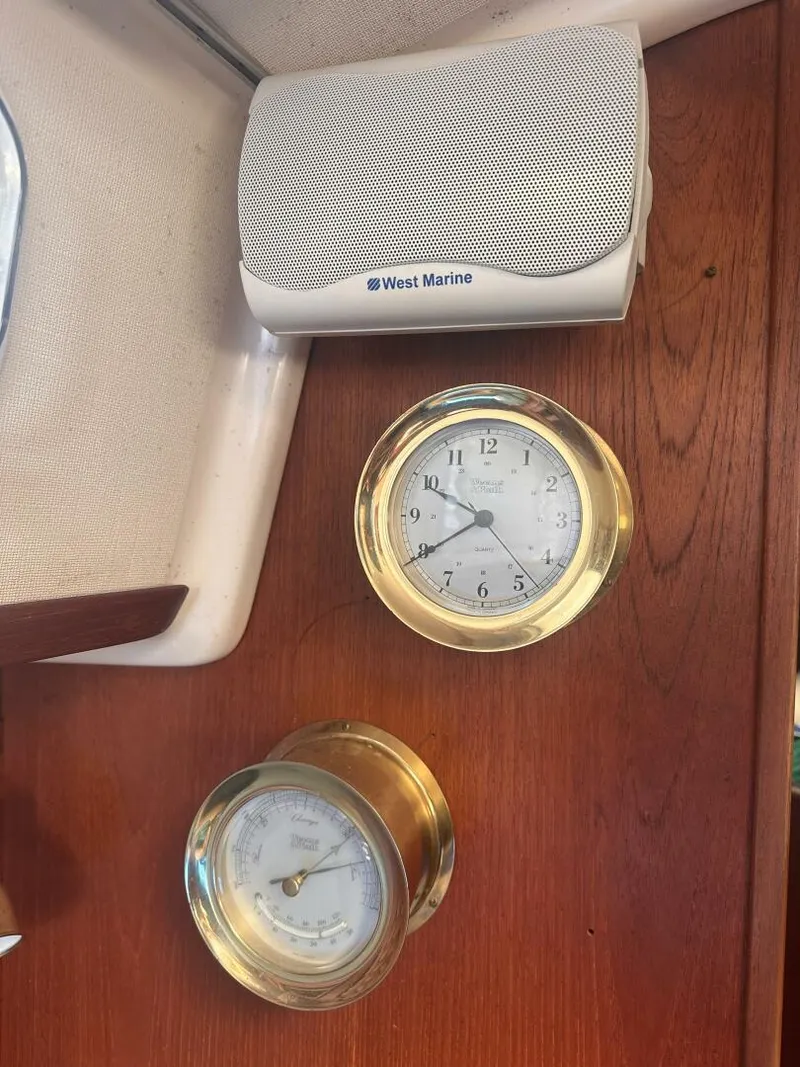 Slide: The Image of Sabre 34 1984 - 5960523