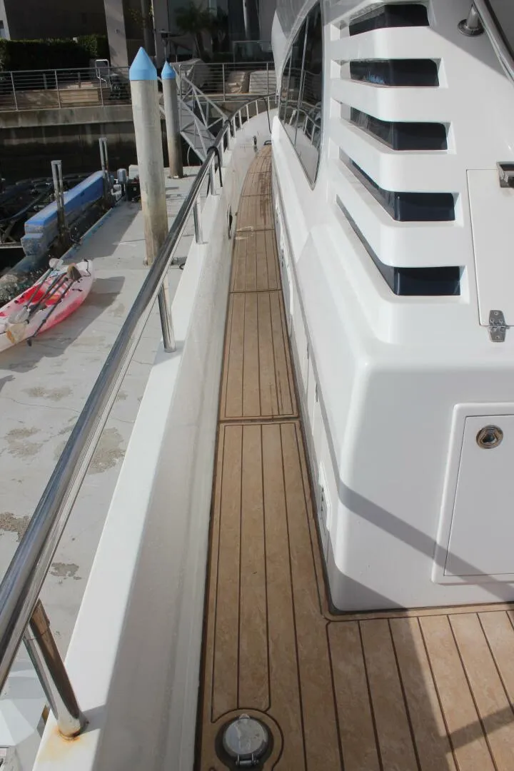 Slide: The Image of Horizon 70 FLY 1999 - 5804312