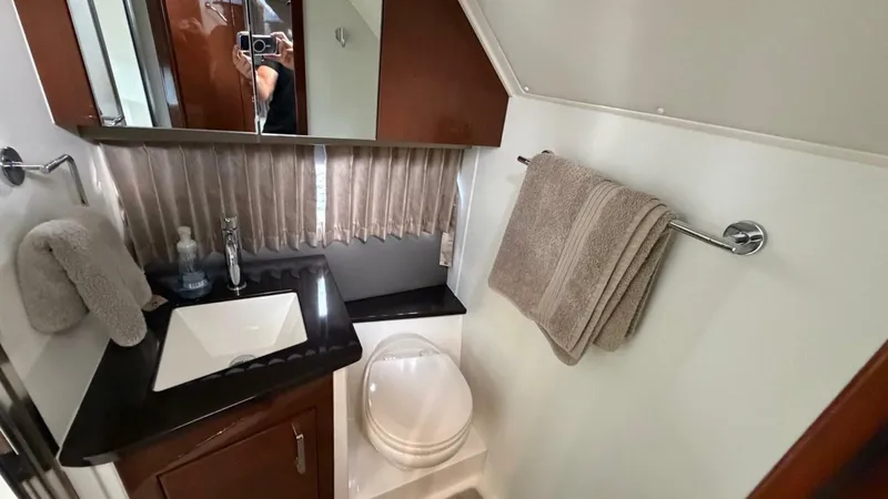 Slide: The Image of Carver Yachts C34 2019 - 5804315