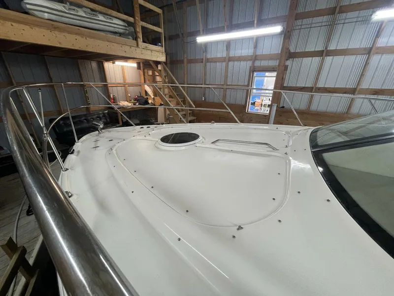 Slide: The Image of Regal 3880 Commodore 2004 - 5804458