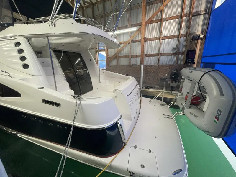 Slide: The Image of Regal 3880 Commodore 2004 - 5804471