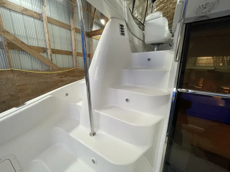 Slide: The Image of Regal 3880 Commodore 2004 - 5804490