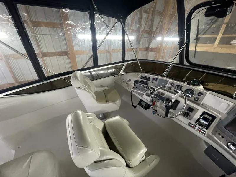 Slide: The Image of Regal 3880 Commodore 2004 - 5804476