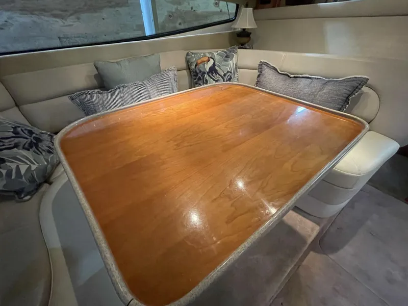 Slide: The Image of Regal 3880 Commodore 2004 - 5804497