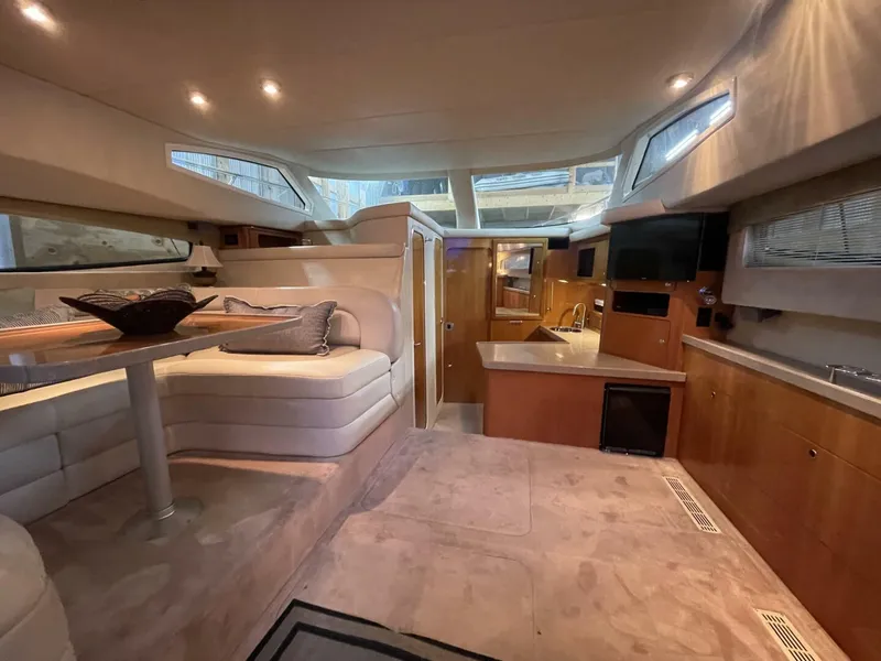 Slide: The Image of Regal 3880 Commodore 2004 - 5804500