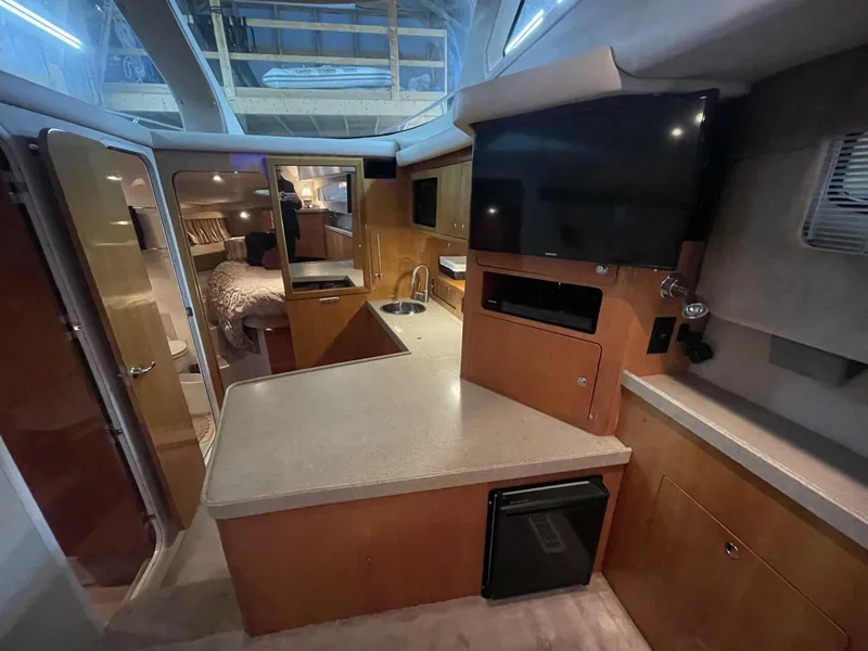 Slide: The Image of Regal 3880 Commodore 2004 - 5804506