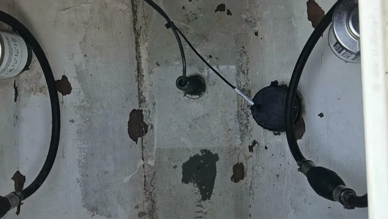 Slide: The Image of Contender 31 2002 - 5804745