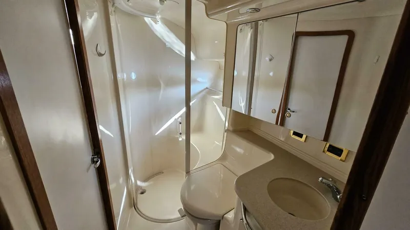 Slide: The Image of Sea Ray 460 Sundancer 1999 - 5805491