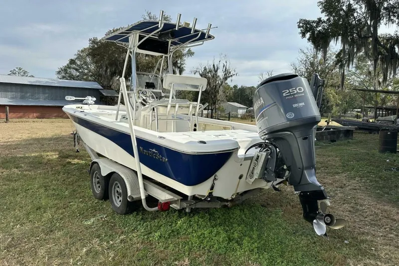 Slide: The Image of NauticStar 2400 NauticBAY 2008 - 7516605