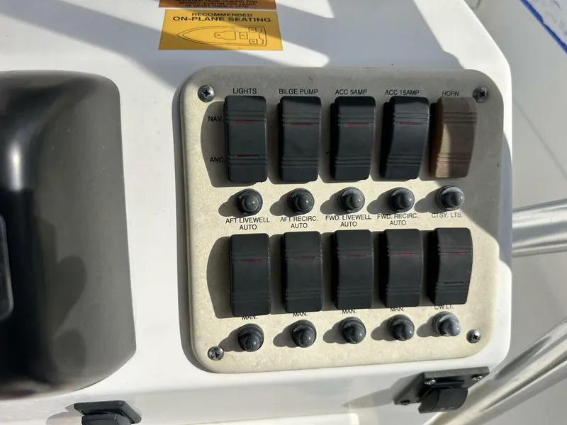 Slide: The Image of NauticStar 2400 NauticBAY 2008 - 5816514