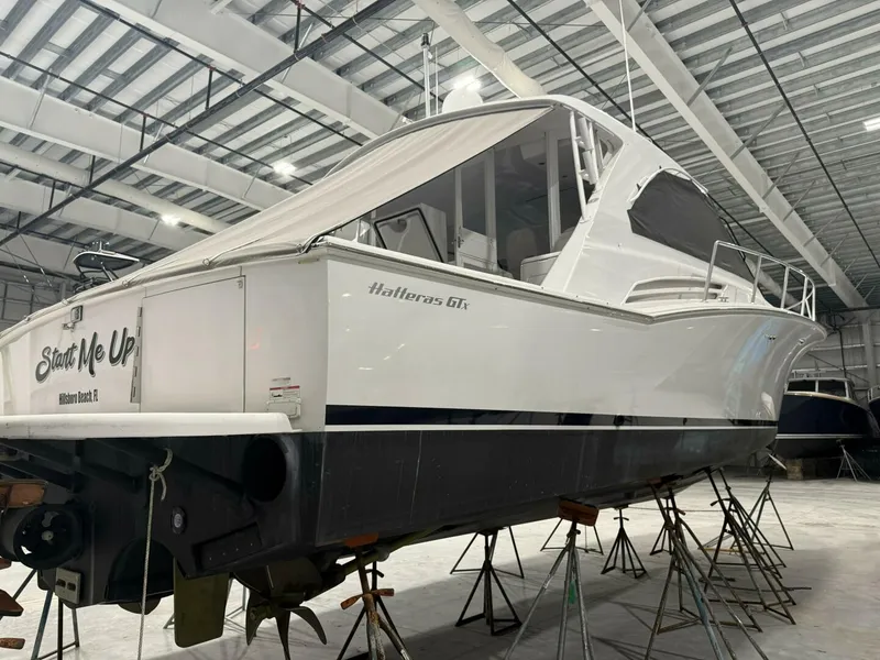 Slide: The Image of Hatteras GT45 Express 2020 - 5816584