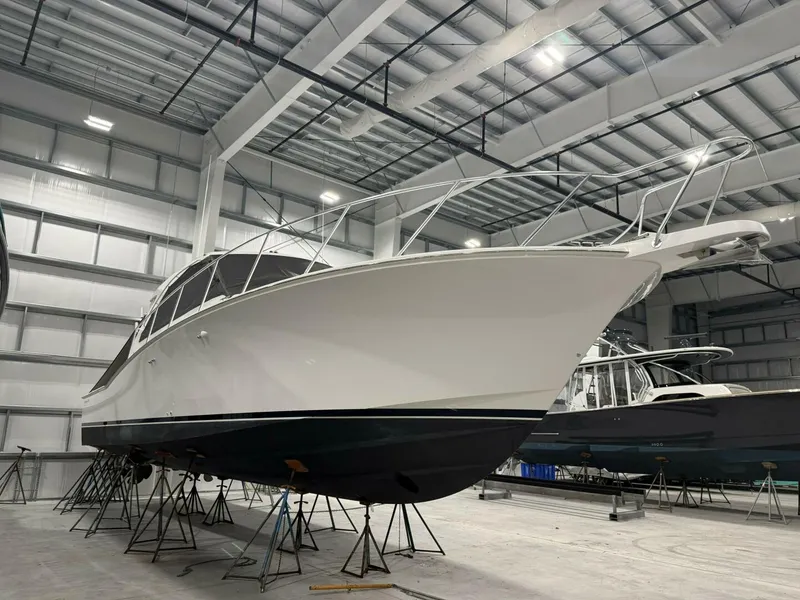 Slide: The Image of Hatteras GT45 Express 2020 - 5816585