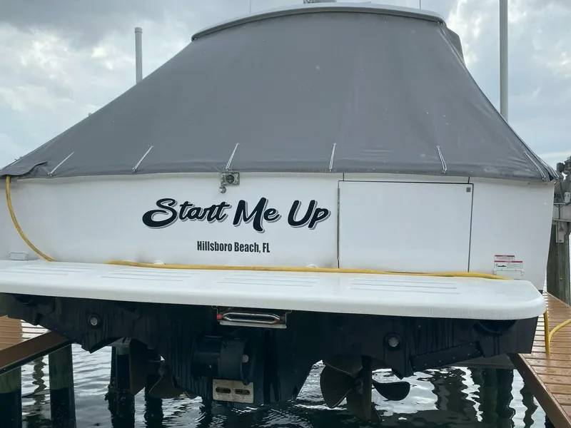 Slide: The Image of Hatteras GT45 Express 2020 - 5805680