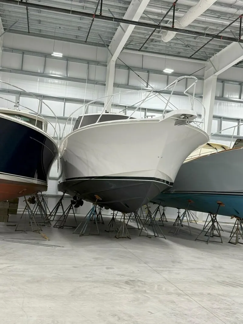 Slide: The Image of Hatteras GT45 Express 2020 - 5805751