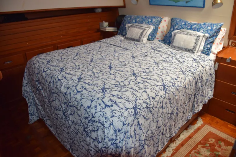Slide: The Image of Aft berth with nightstands has a recently new custom mattress - 5805847