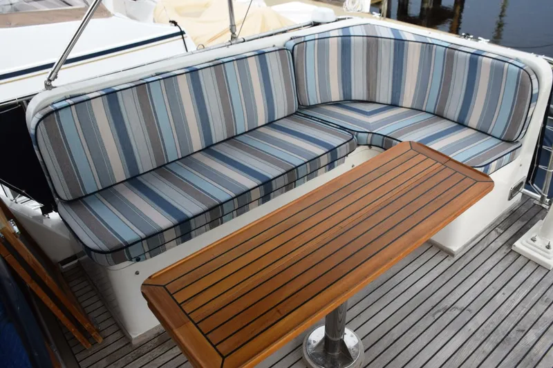 Slide: The Image of L-shape lounge with new cushions on aft flybridge starboard side - 5805888