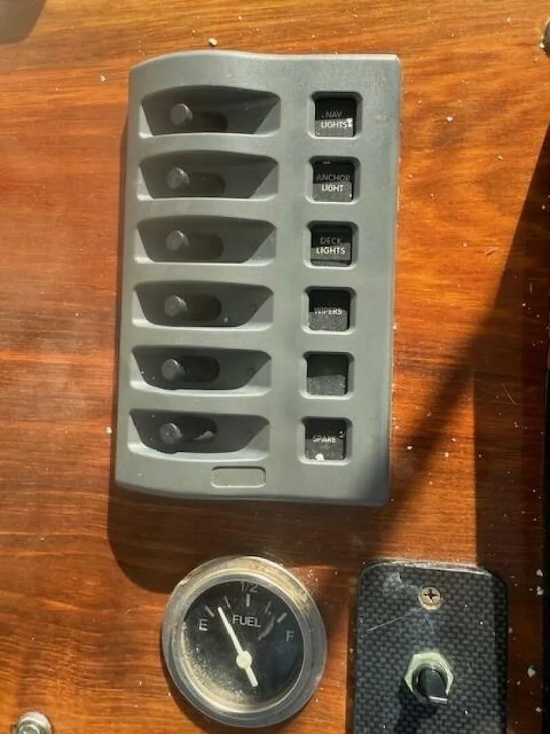 Slide: The Image of Jarvis Newman 32 1975 - 5805929